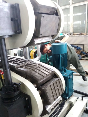 132 1 スクロールL/D比率 迅速かつ精密な生産のためのPVCストーンサイドエクストルーションライン